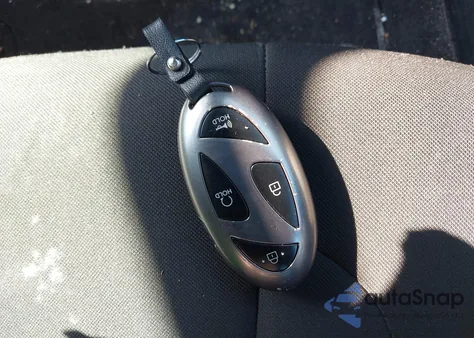 2025 Hyundai Elantra Sel Sport z USA, uszkodzony, nr VIN KMHLM4DG4SU882605